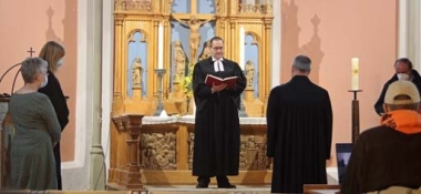 bild-thb-3581-Pastor Clemens Bloedhorn feierlich in sein Amt eingeführt