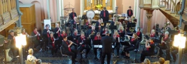 bild-thb-4905-Blasorchester Rodenkirchen gastiert in Uthleder Kirche