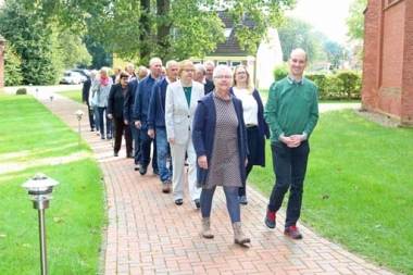 bild-thb-5055-Goldene Konfirmation in Uthleder Kirche